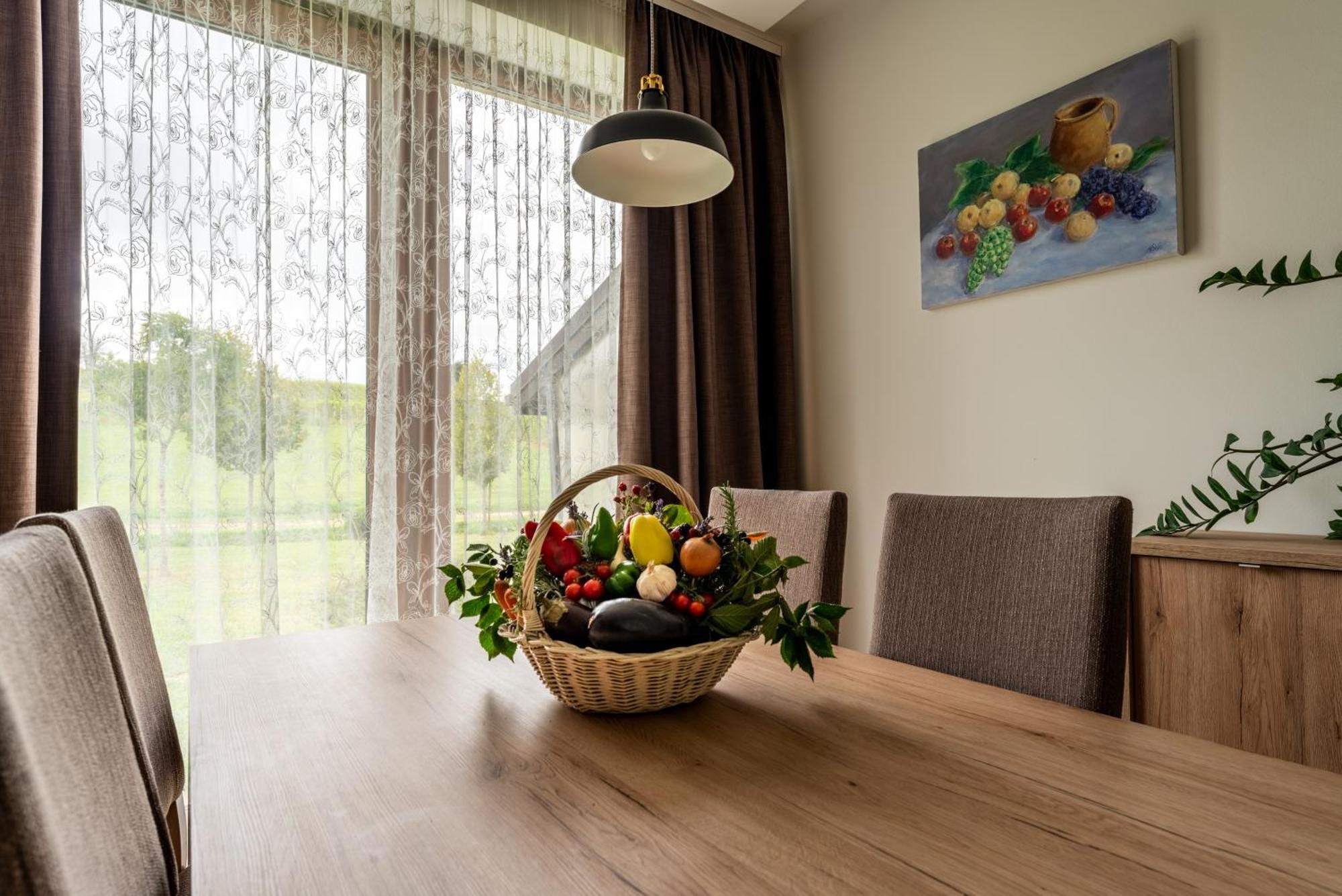 Bed&Breakfast Vinarija Coner Bjelovar Esterno foto