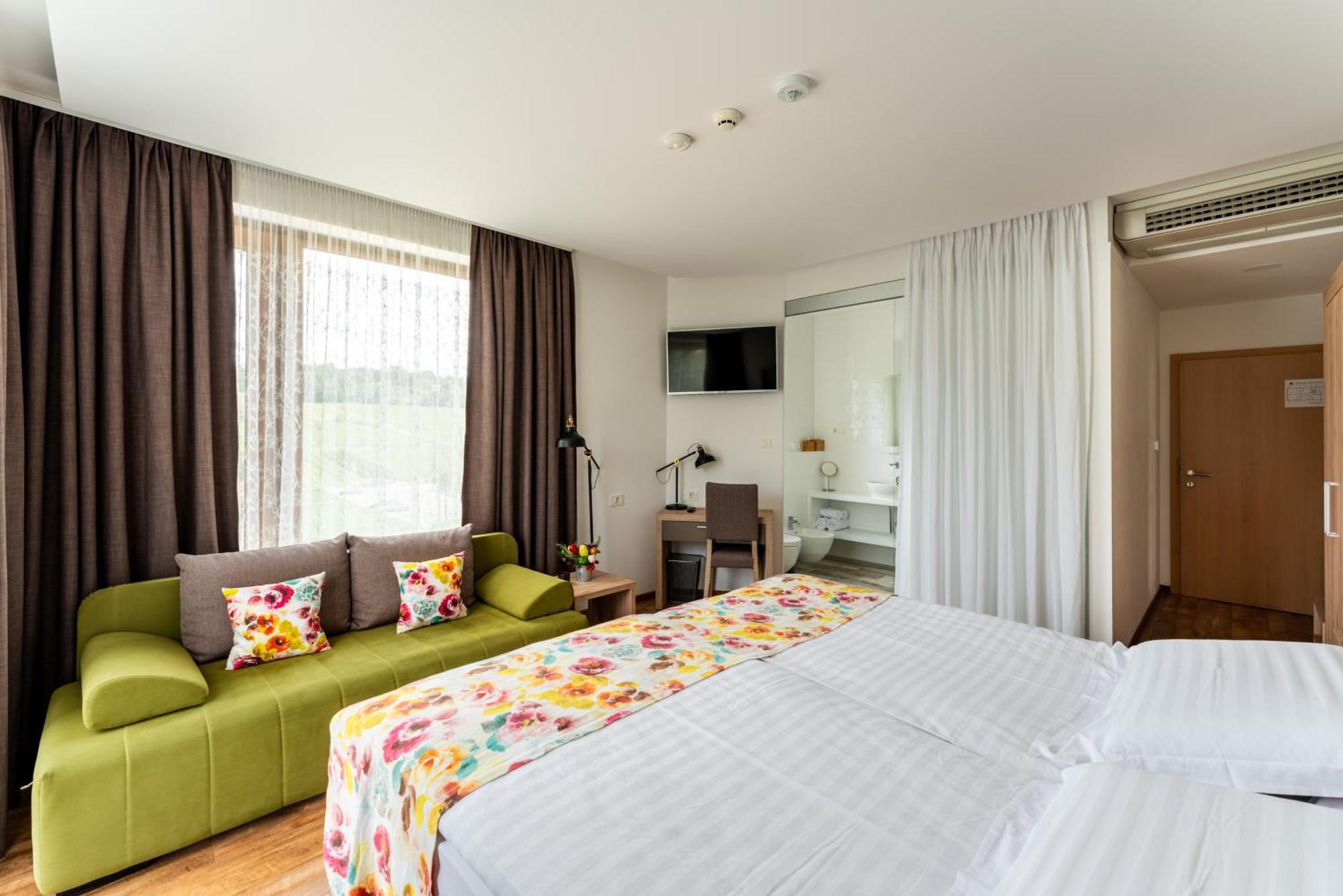 Bed&Breakfast Vinarija Coner Bjelovar Esterno foto